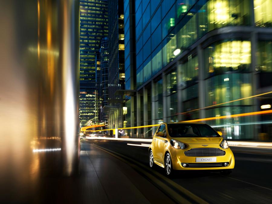  Aston Martin Cygnet 2011 года  (UK) (фото 11 из 19)